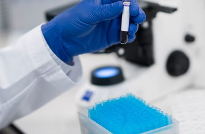 Posílení integrace průmyslu, akademické obce a výzkumu, Shanghai Dengsheng Instrument společně vybudoval novou základnu výzkumu a vývoje s mnoha špičkovými institucemi.