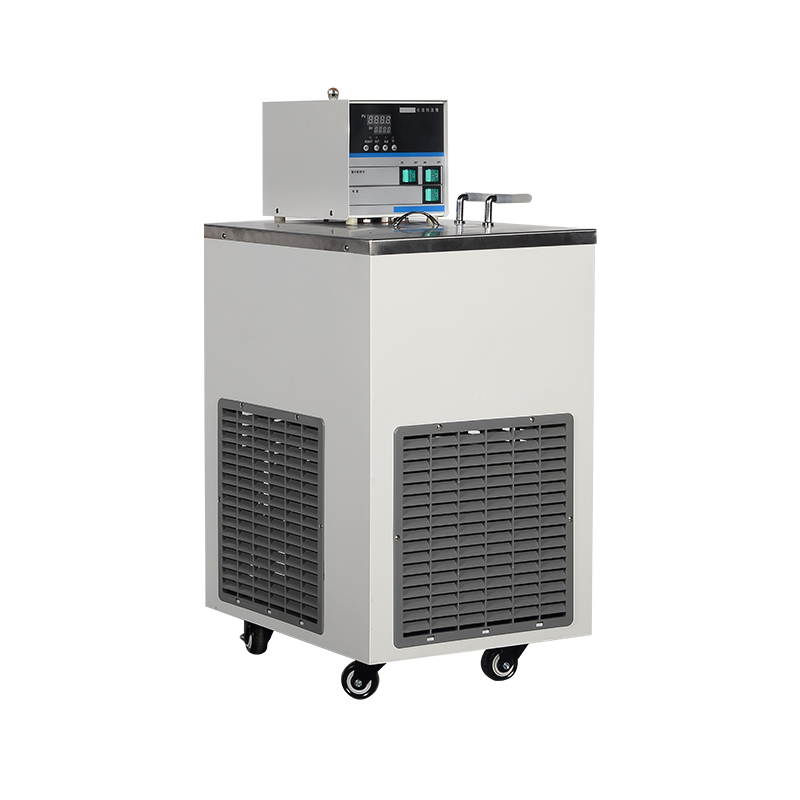 Nízkoteplotní cirkulační lázeň s konstantní teplotou